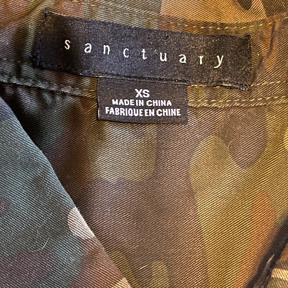 Sanctuary Camo Button Down Top - image 5